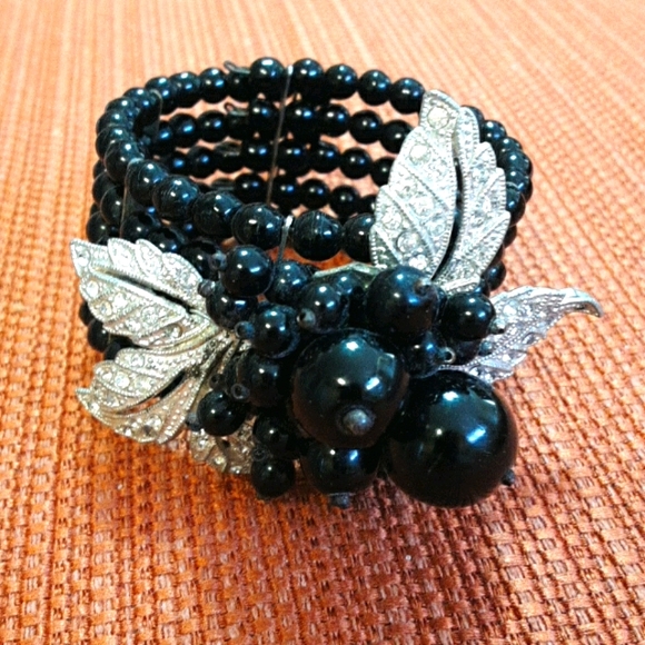Jewelry - Vintage Bead and Rhinestone Bracelet
